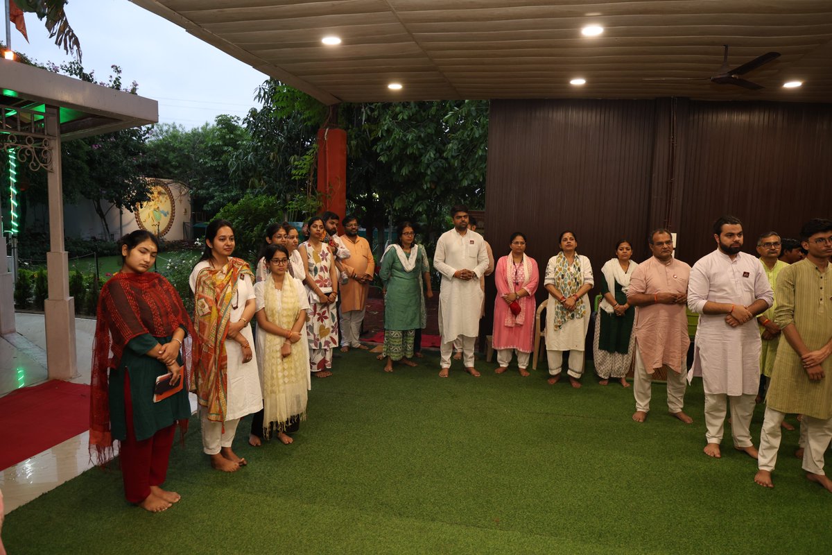 Paavan Chintan Dhara Ashram tweet media
