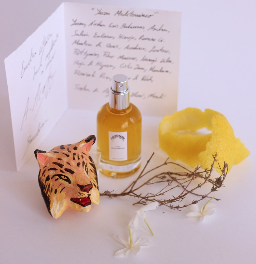 ކޮފީ tweet media