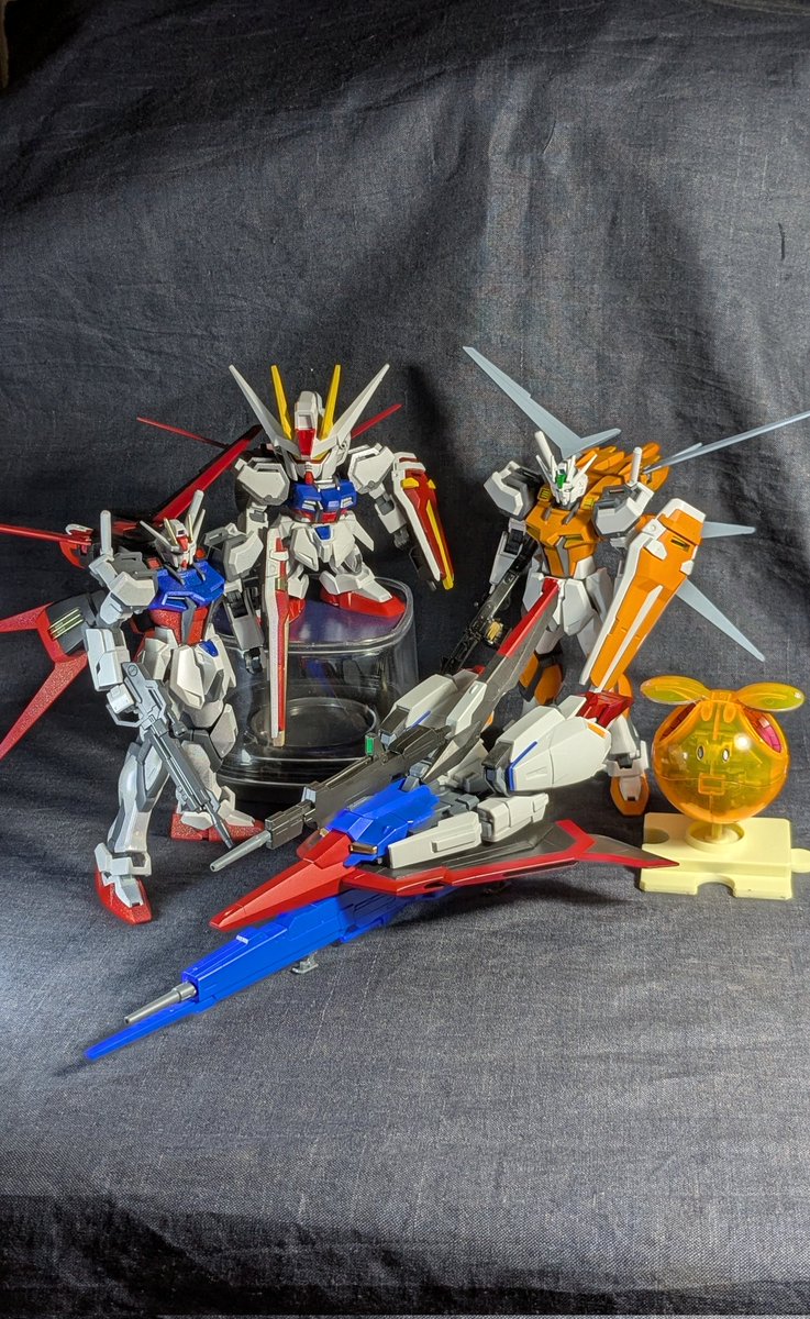 R・ヒューガ tweet media