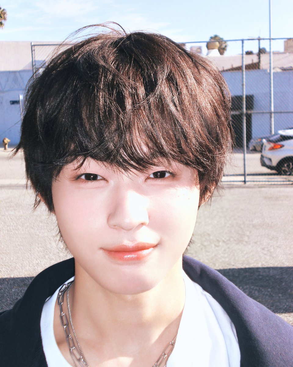 KickFlip tweet media