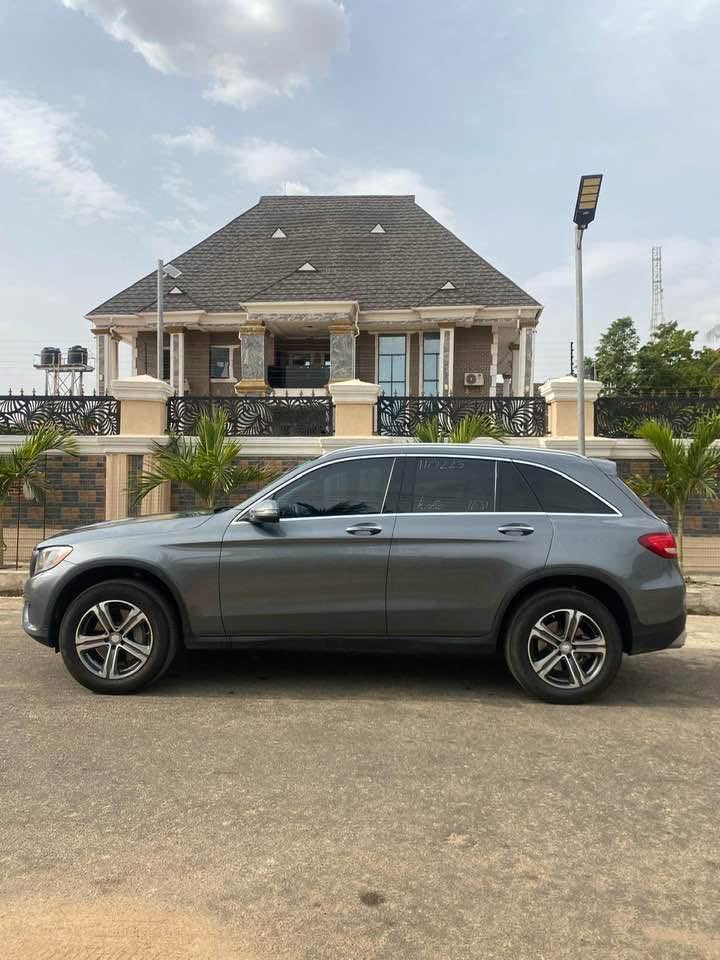 QudusOnagun's tweet image. 2016 Mercedes Benz GLC 300
Call: 07063967120
Location: Ilorin 
Good deal 33m only 

#mujahidautos #carsforsale #cleancars