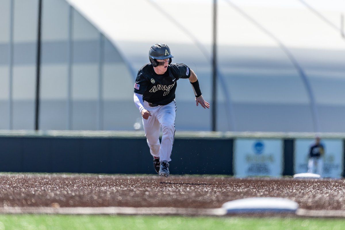 asforfootball's tweet image. #AsForBaseball: Army Takes the Star
#GoArmy #CollegeBaseball #ArmyNavy #ArmyNavyGame 

asforfootball.com/2026/03/31/asf…