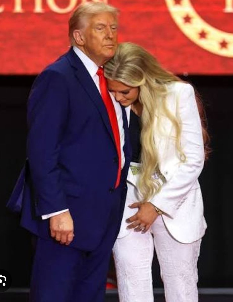 MariaMo32975161's tweet image. So obviously fix up current administration don't comment and won't. US/Israel hybrid set the bar so low globally authoritarian rule  accepted. Charlie's taken out in broad daylight by professional sniper? Fake shock and fake tears #charliekirk #TrumpsIranWar