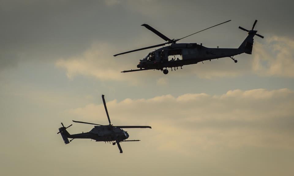 2016-Southern Strike. Yours truly hanging on- #gunsgunsguns #usaf #avgeek #airnationalguard #helicopter