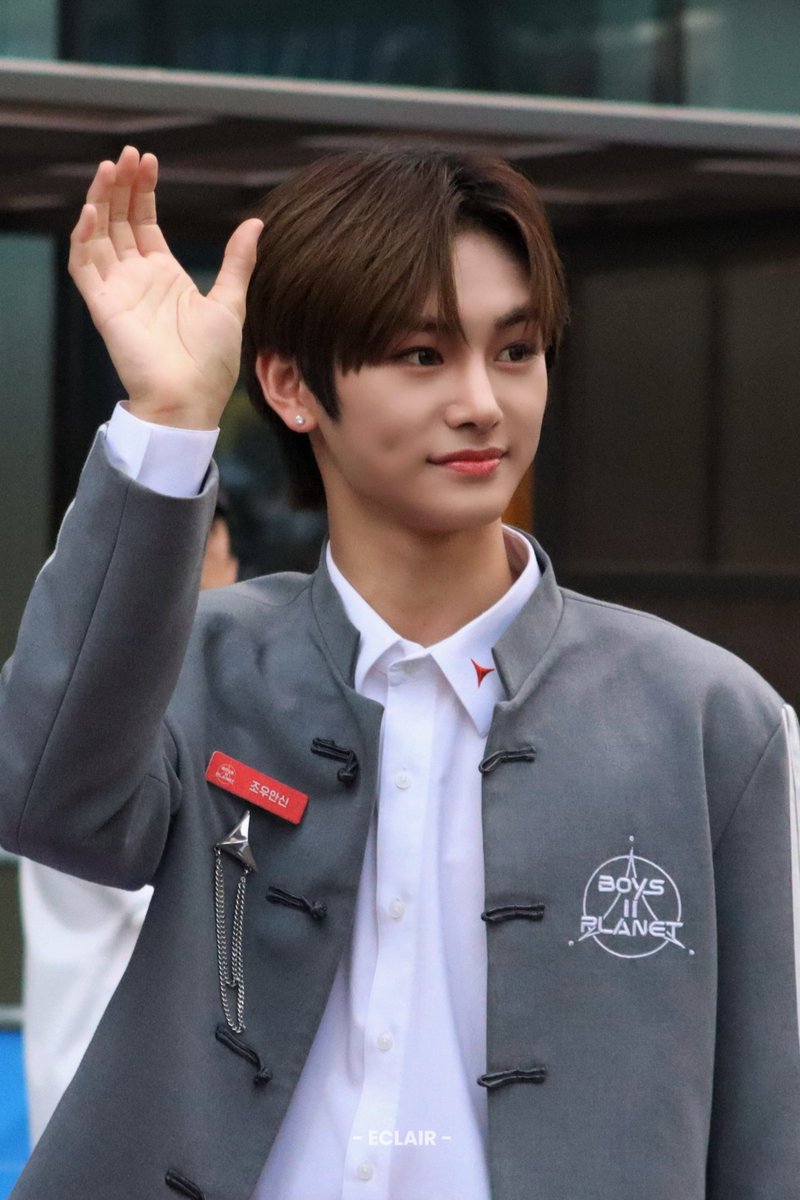 ᴇᴄʟᴀɪʀ tweet media