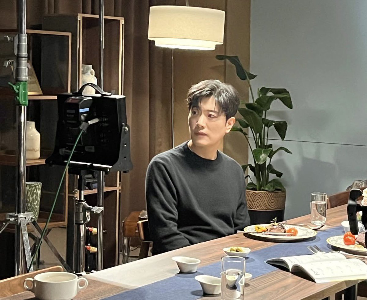 김스큐 tweet media