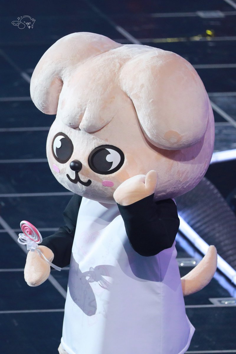 Sep1_922's tweet photo. 250215
✧ ૮₍ - ᴥ • ദ്ദി

#SKZOO #퍼핌 #PuppyM 
#만우절 #AprilFoolsDay https://t.co/U43ah2O8Td