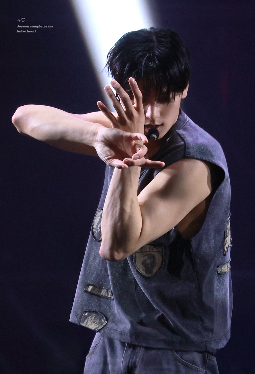 좌심방 tweet media