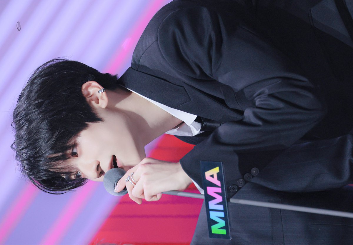 ᴀʙᴏᴜᴛ ᴍᴏᴍᴇɴᴛ tweet media