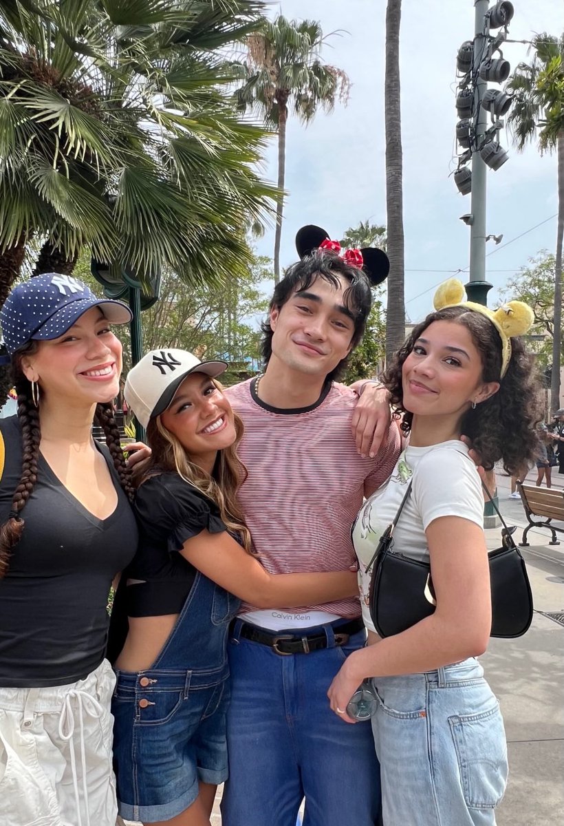 🚨 Kiara Romero, Liamani Segura, Brendon Tremblay and Malia Baker stun