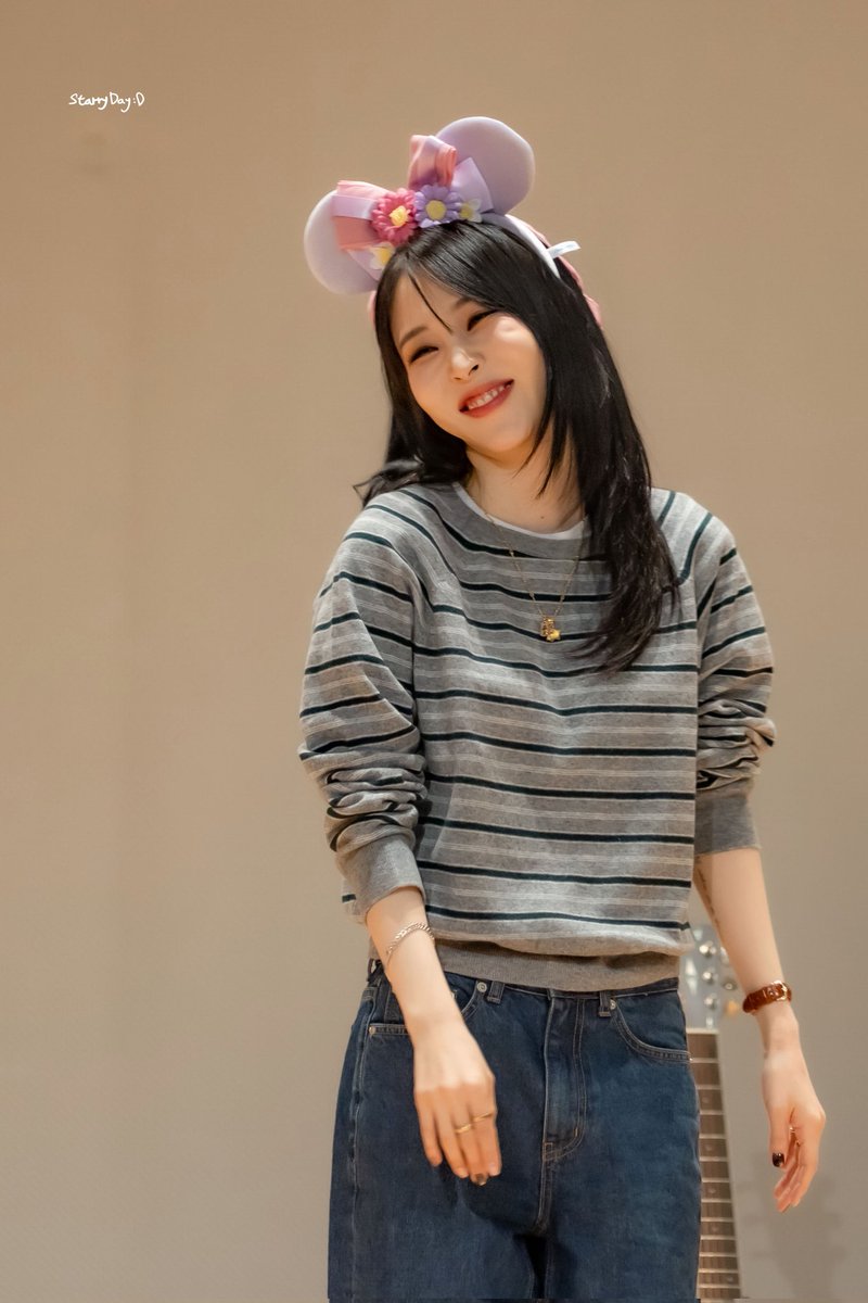 Starry Day tweet media