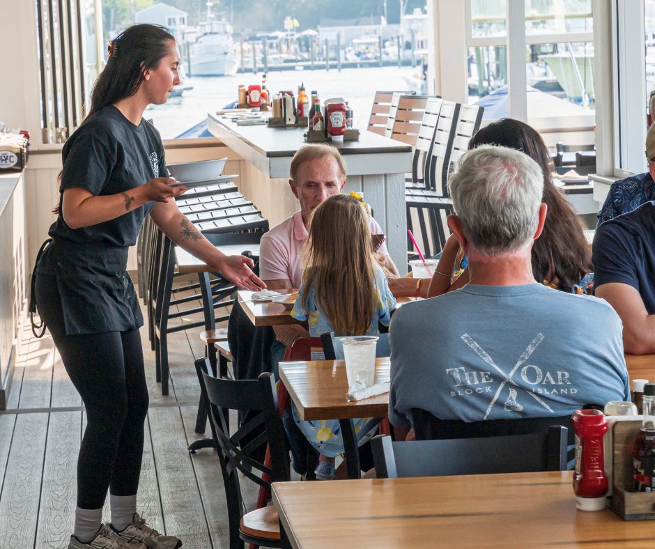 StarIslandLI's tweet photo. What dishes or drinks are you hoping to see on the menu this season? 🍽️ We’re always cooking up something new—let us know! 

#GoodEats #MontaukRestaurant #LongIsland #EastEnd #MontaukNY #FreshFood https://t.co/aJh9HTgbXF