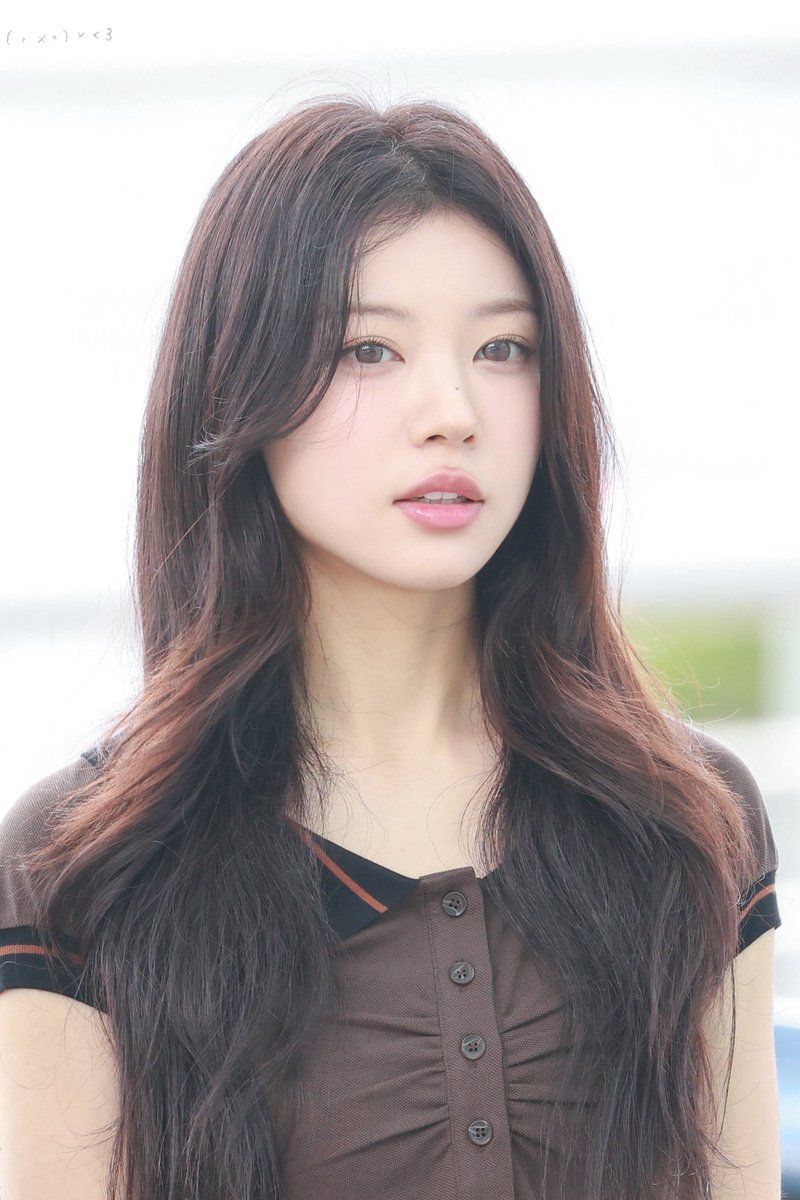 (・ x ・) tweet media