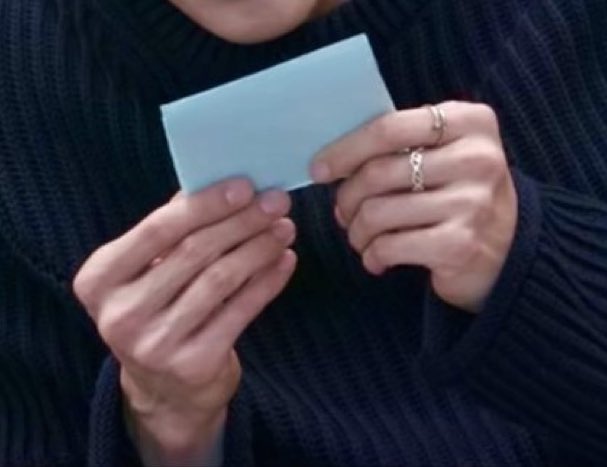 이승협 손 tweet media