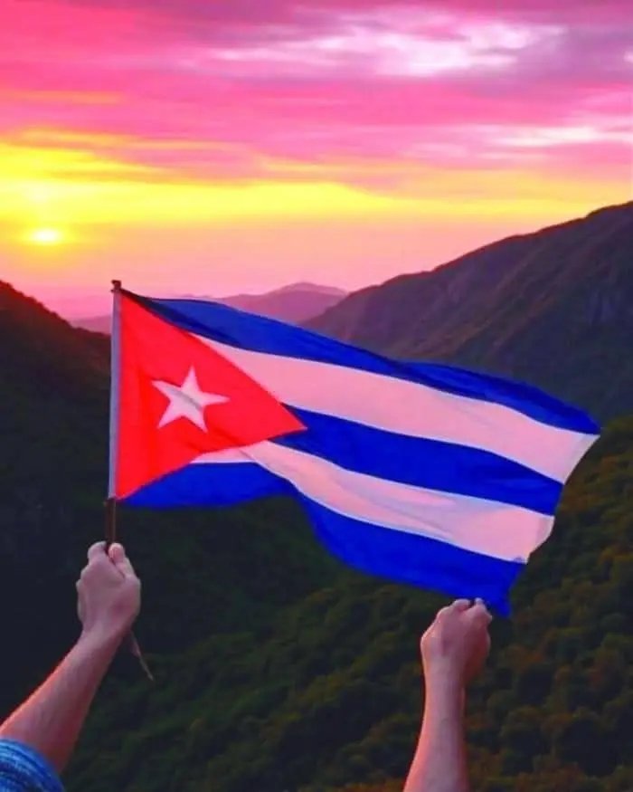 La historia del pueblo cubano ha demostrado su heroica resistencia.
¡Patria  o Muerte 🇨🇺!
¡VENCEREMOS!
#CubaNoEstáSola 
#ArtemisaJuntosSomosMás 
<a href="/DiazCanelB/">Miguel Díaz-Canel Bermúdez</a> 
<a href="/PartidoPCC/">Partido Comunista de Cuba</a>