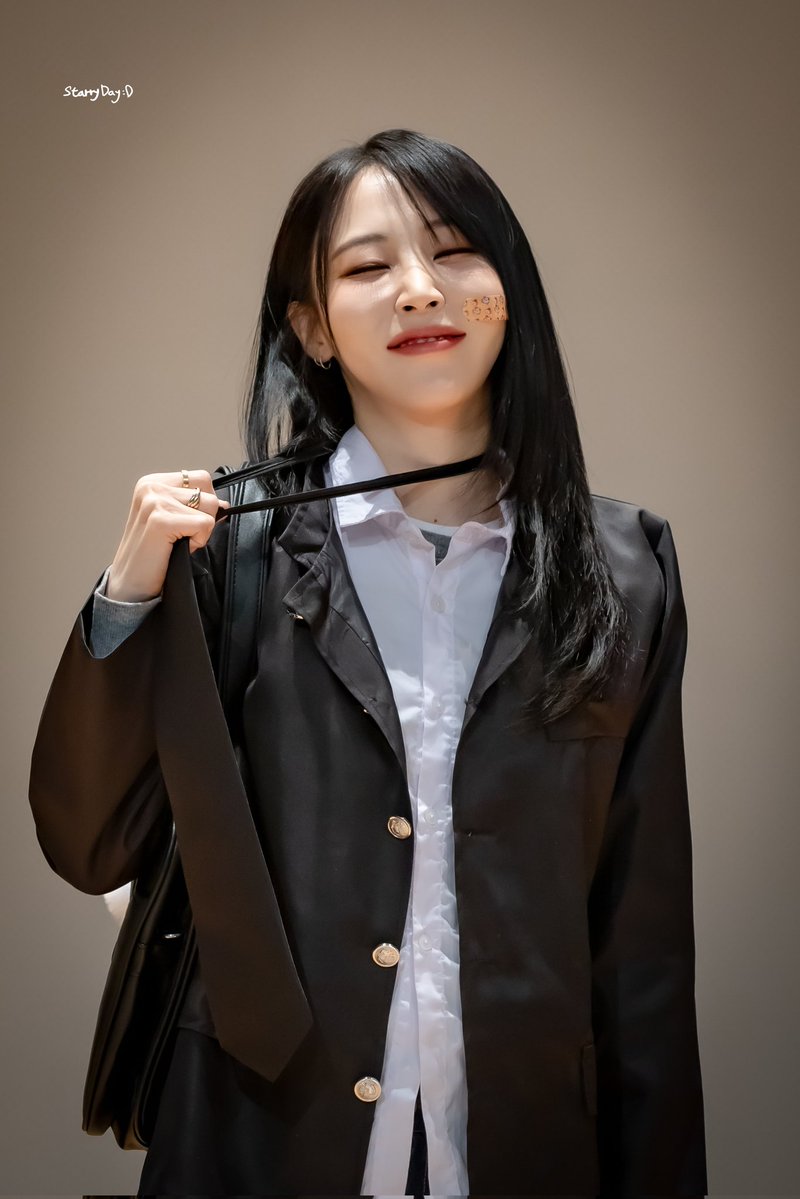 Starry Day tweet media