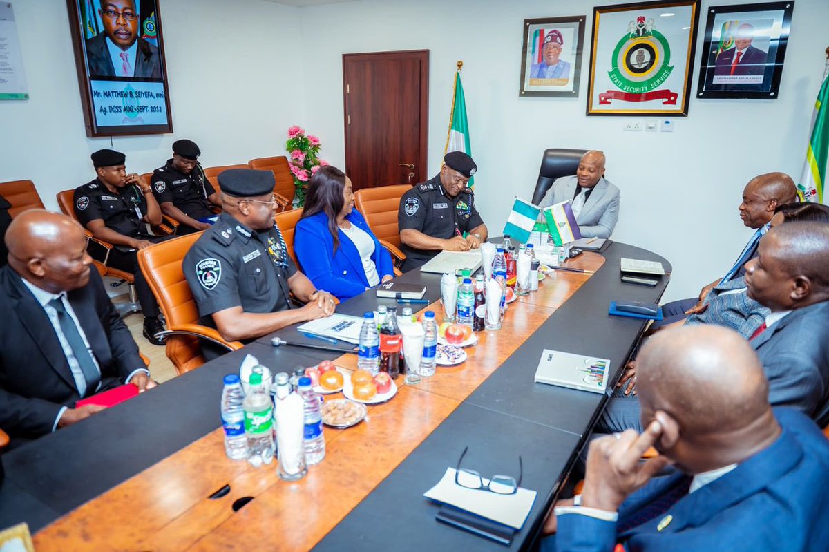Nigeria Police Force tweet media