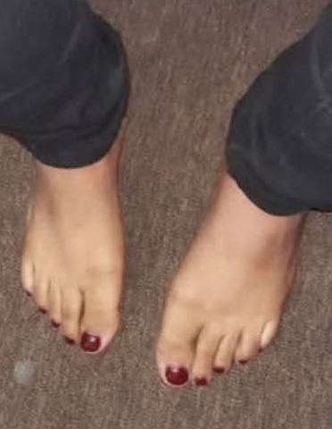 Toes r Us tweet media