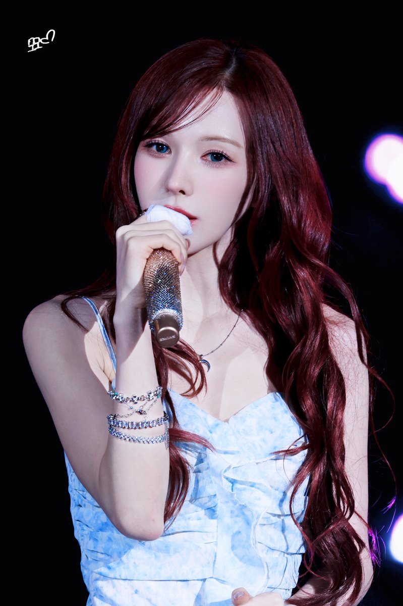 모모𐂴ᐝ tweet media