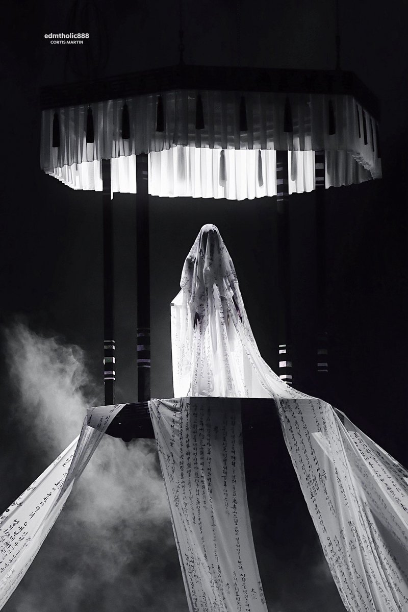 edmtholic888 tweet media