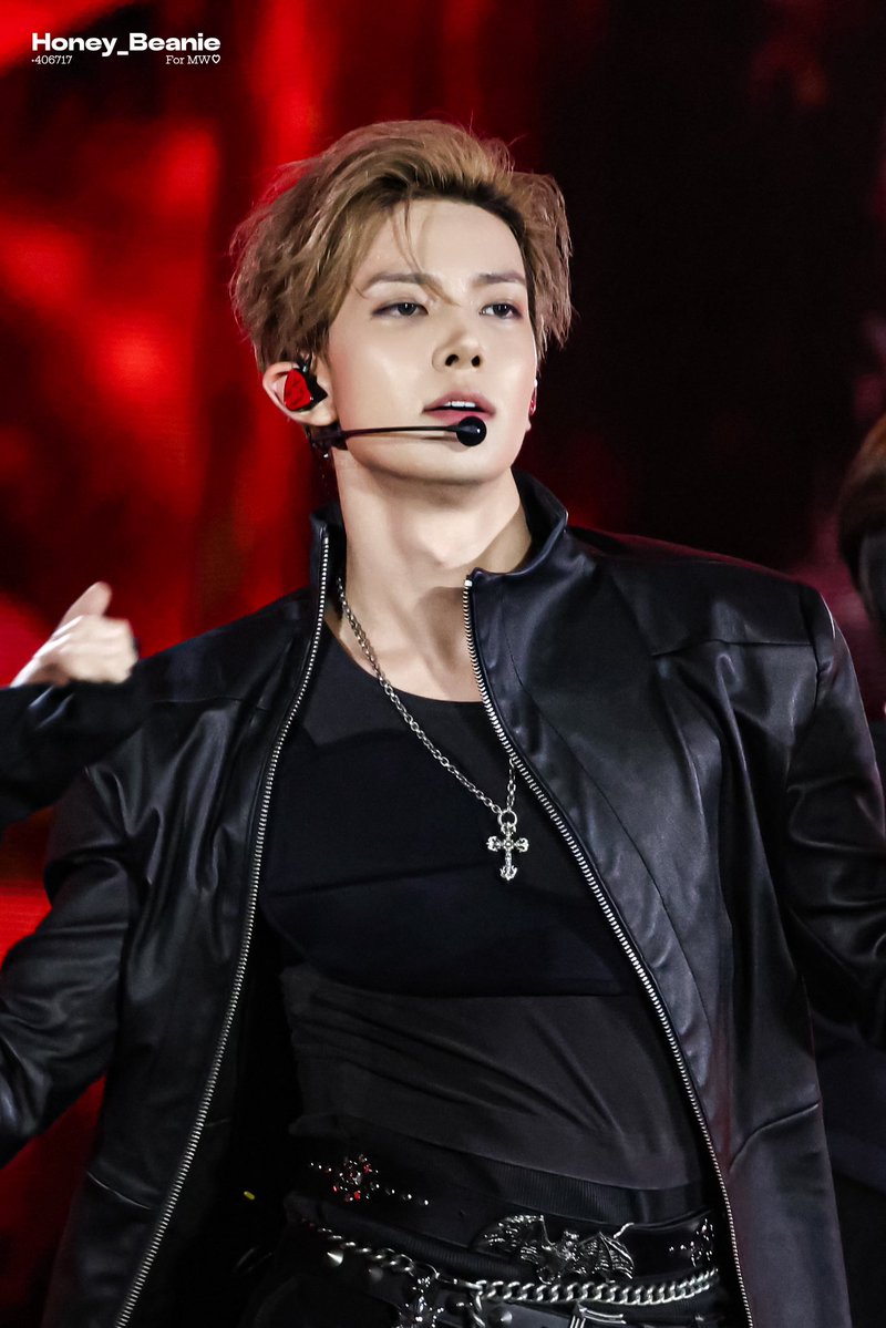 Honey_Beanie tweet media