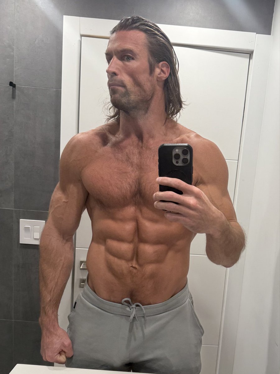 Robert ₿reedlove tweet media