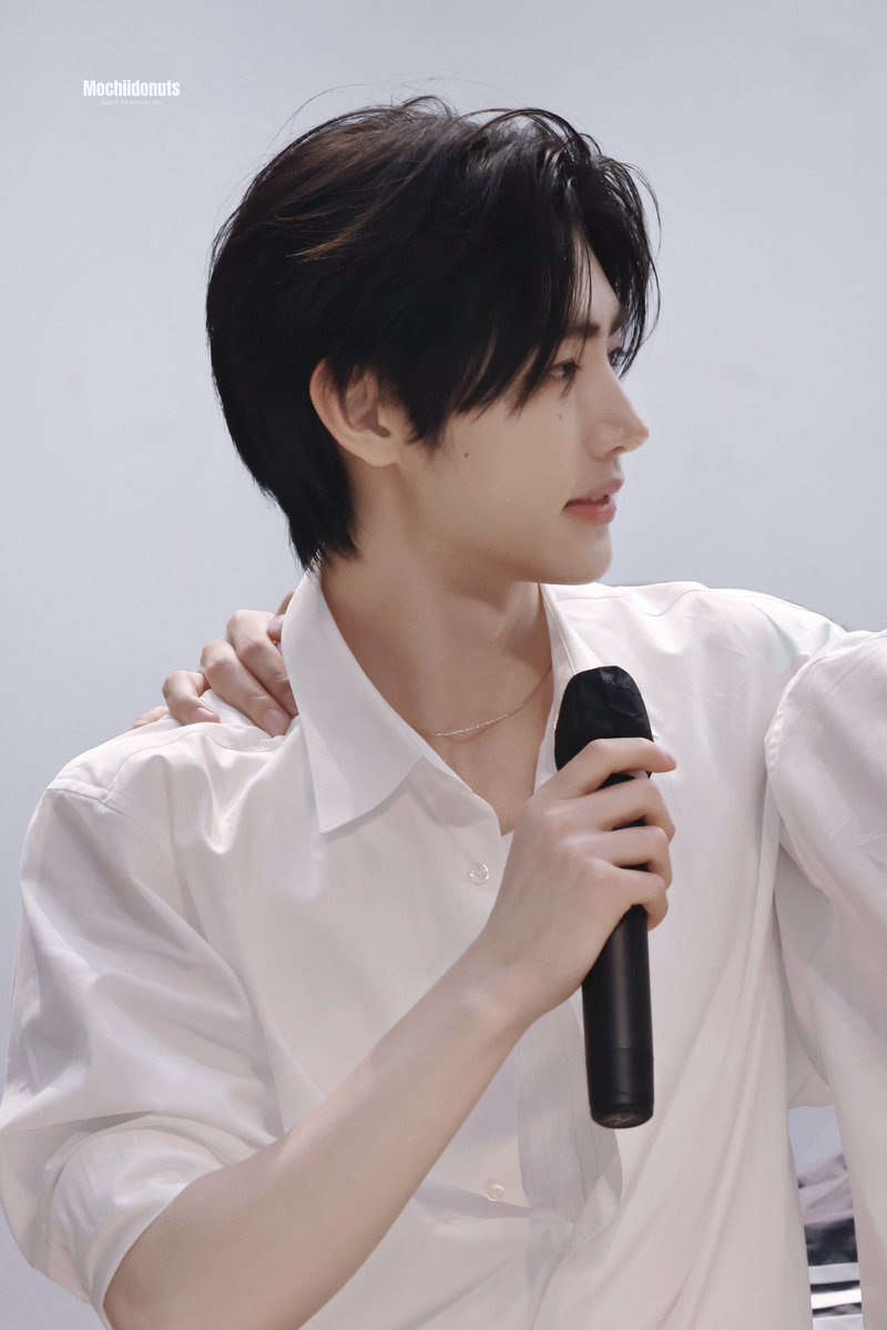 Mochiidonuts tweet media