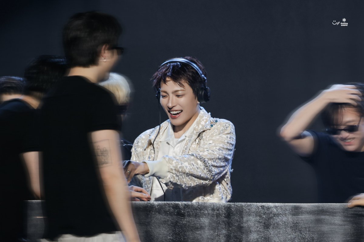 smilingCOUPS ◡̈ ༘ * tweet media