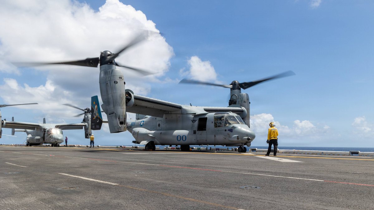 MARFORSOUTH's tweet image. U.S. Marines with VMM-263 (Reinforced), @22nd_MEU conduct MV-22B flight operations aboard USS Iwo Jima in the Caribbean Sea, March 20, 2026. #USMC #22ndMEU #Readiness