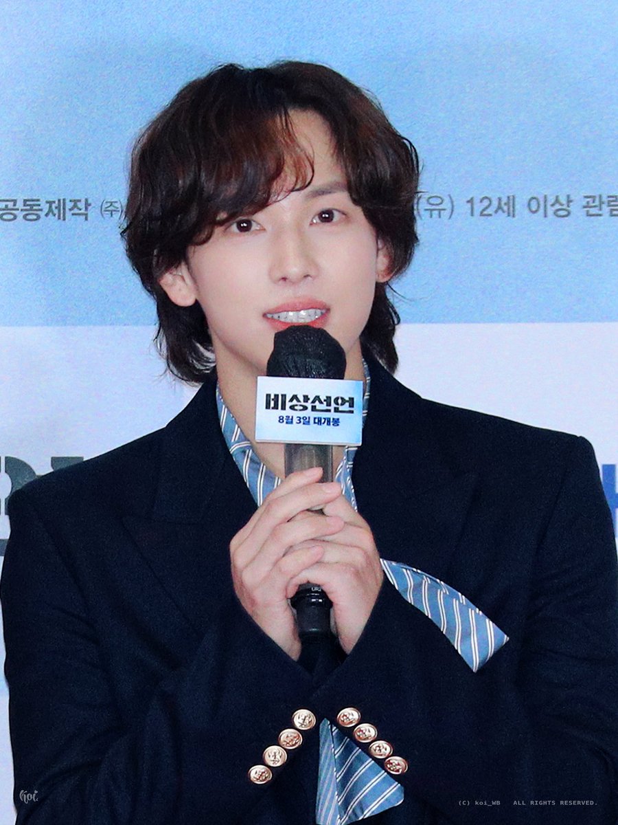 𝒌𝒐𝒊. tweet media