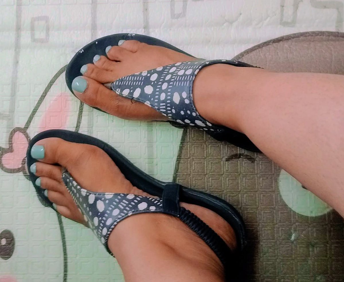 Toes r Us tweet media