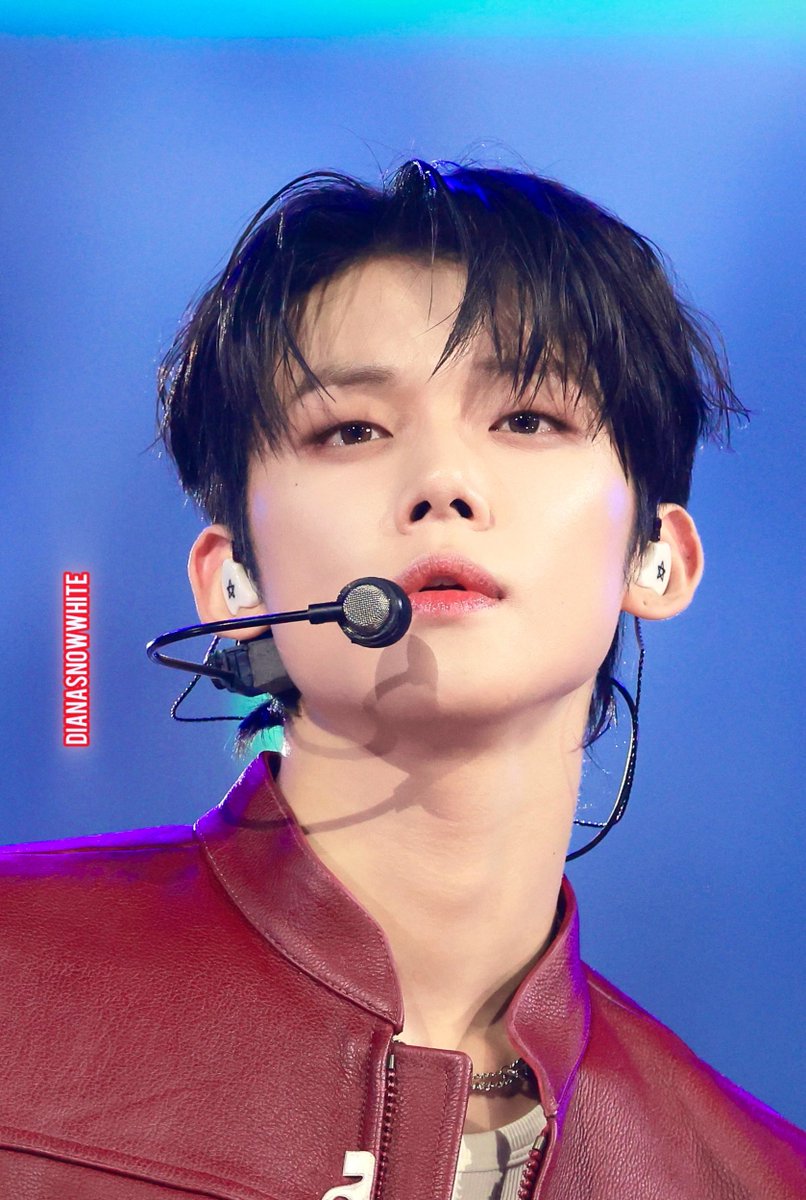 DIANA #우영 👑 tweet media