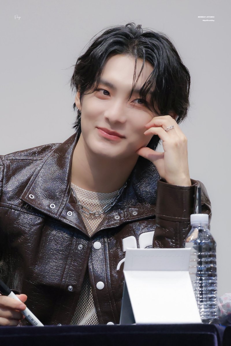 𝙢𝙚𝙢𝙤𝙧𝙞𝙚𝙨 tweet media