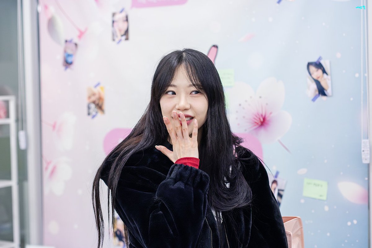 내반쪽 tweet media