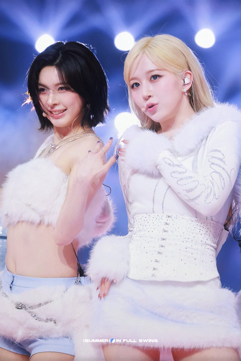 summerinfullswing tweet media