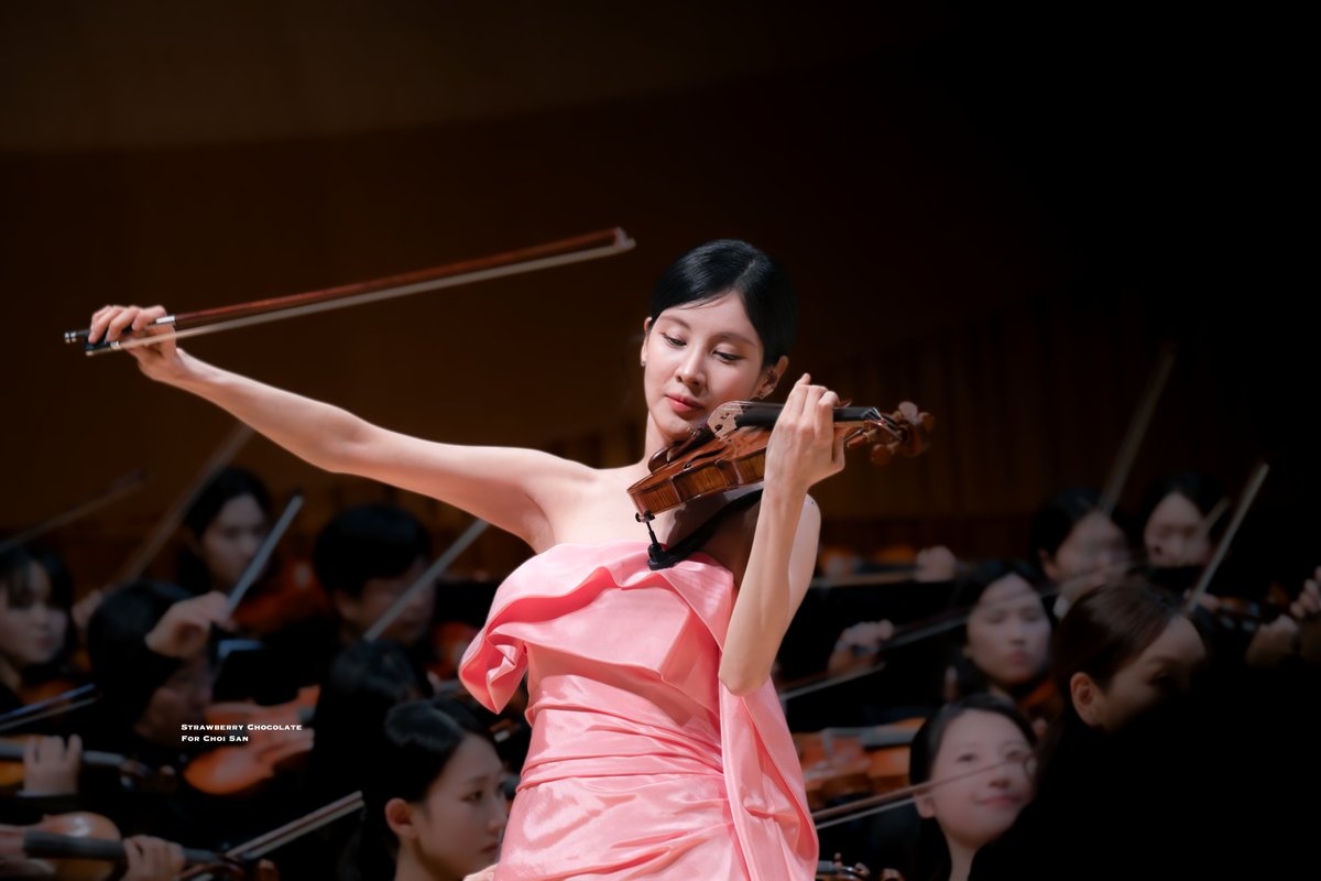 Strawberry Chocolate tweet media