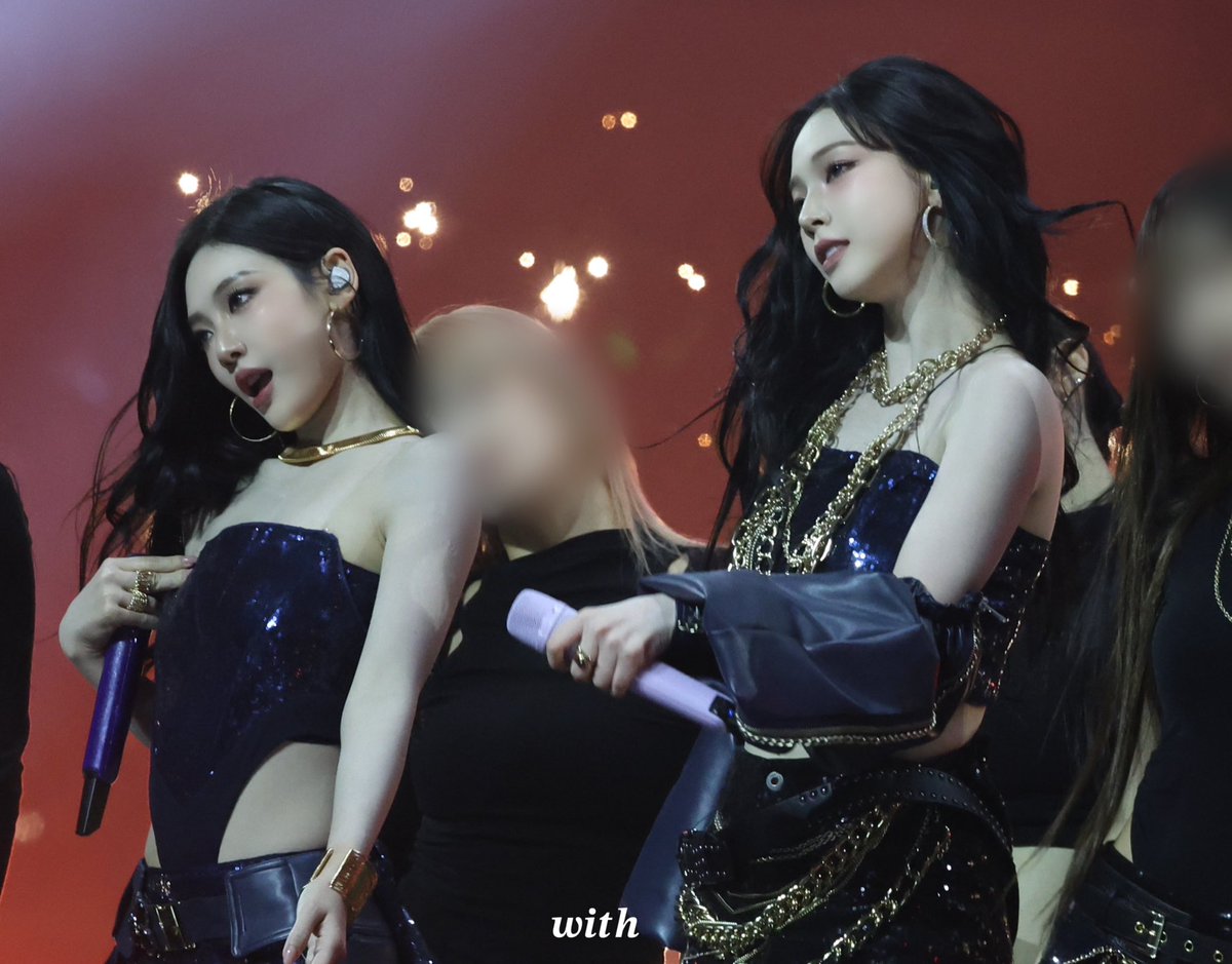 𝒘𝒊𝒕𝒉 tweet media