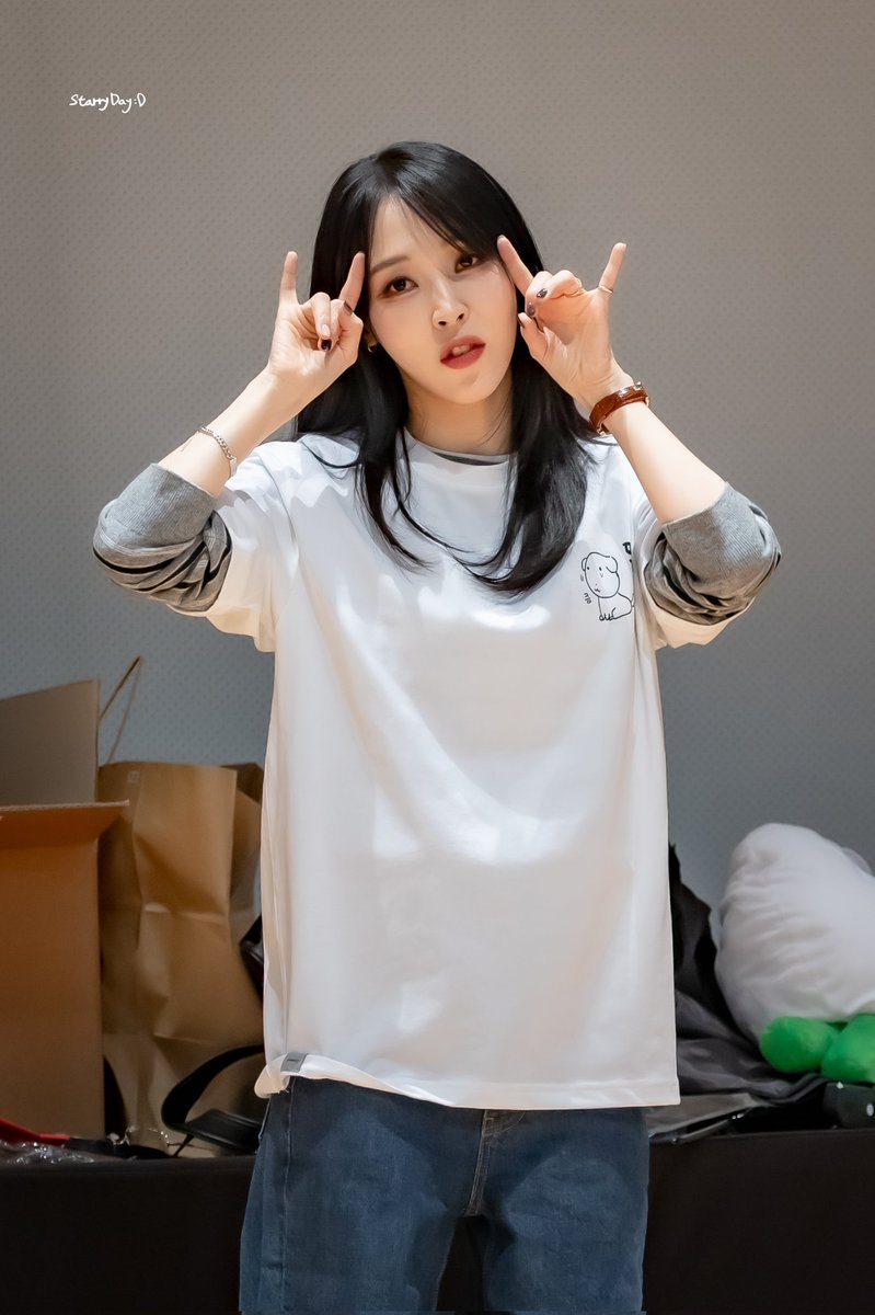 Starry Day tweet media