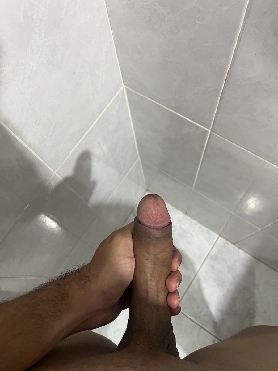 dabaixada tweet media