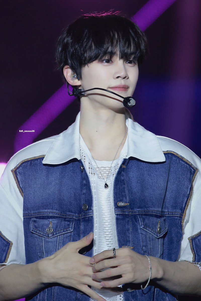 Edi_seuuu26 tweet media