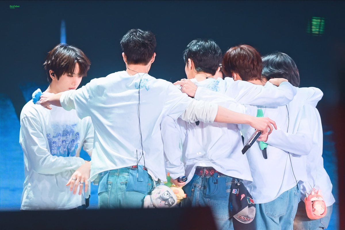 𝗥𝗲𝘀. tweet media