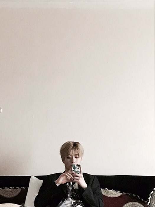 휴니 #J tweet media