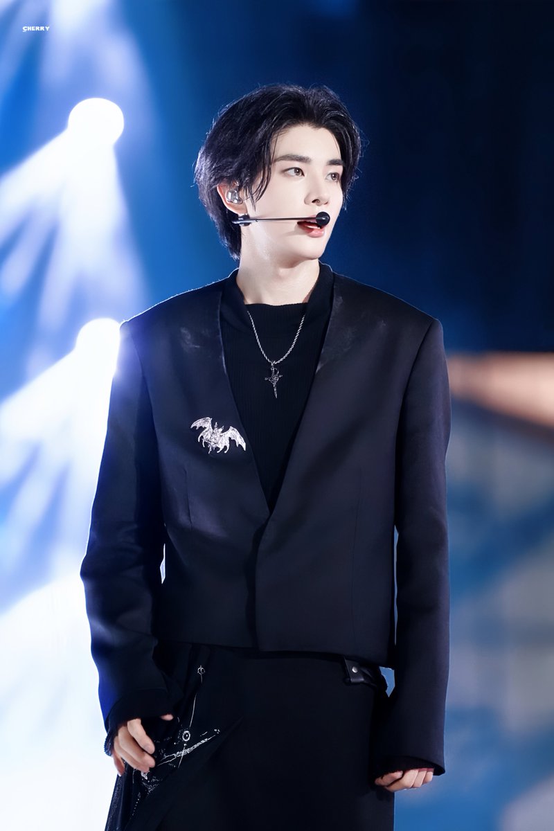 𝑪𝒉𝒆𝒓𝒓𝒚_44 tweet media