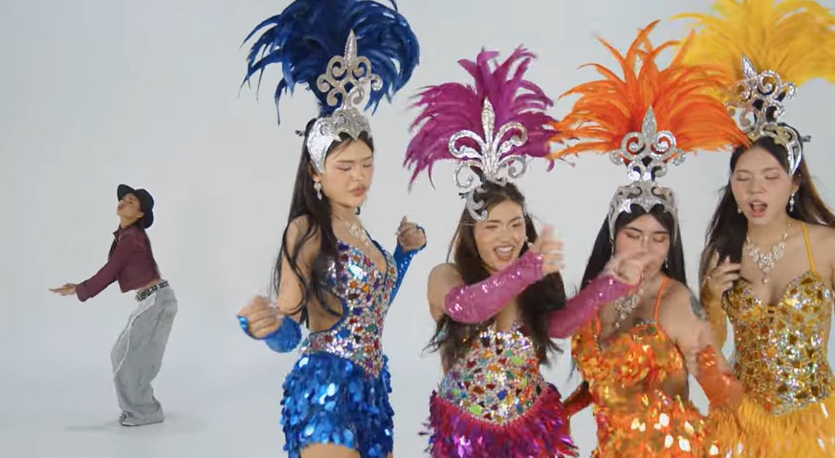 M.Yo 🌙 tweet media