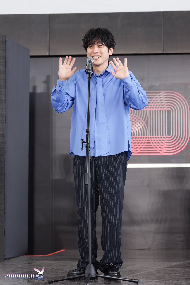 장원영닷제이피 tweet media