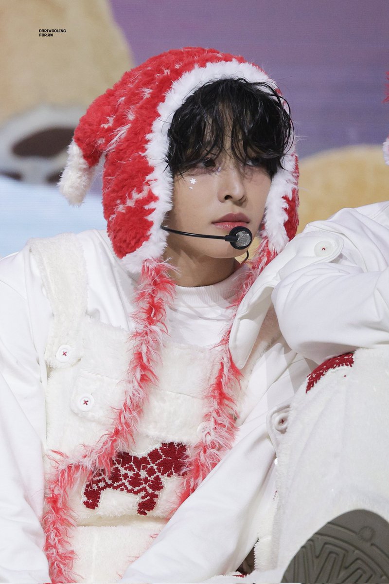 Dariwooling tweet media