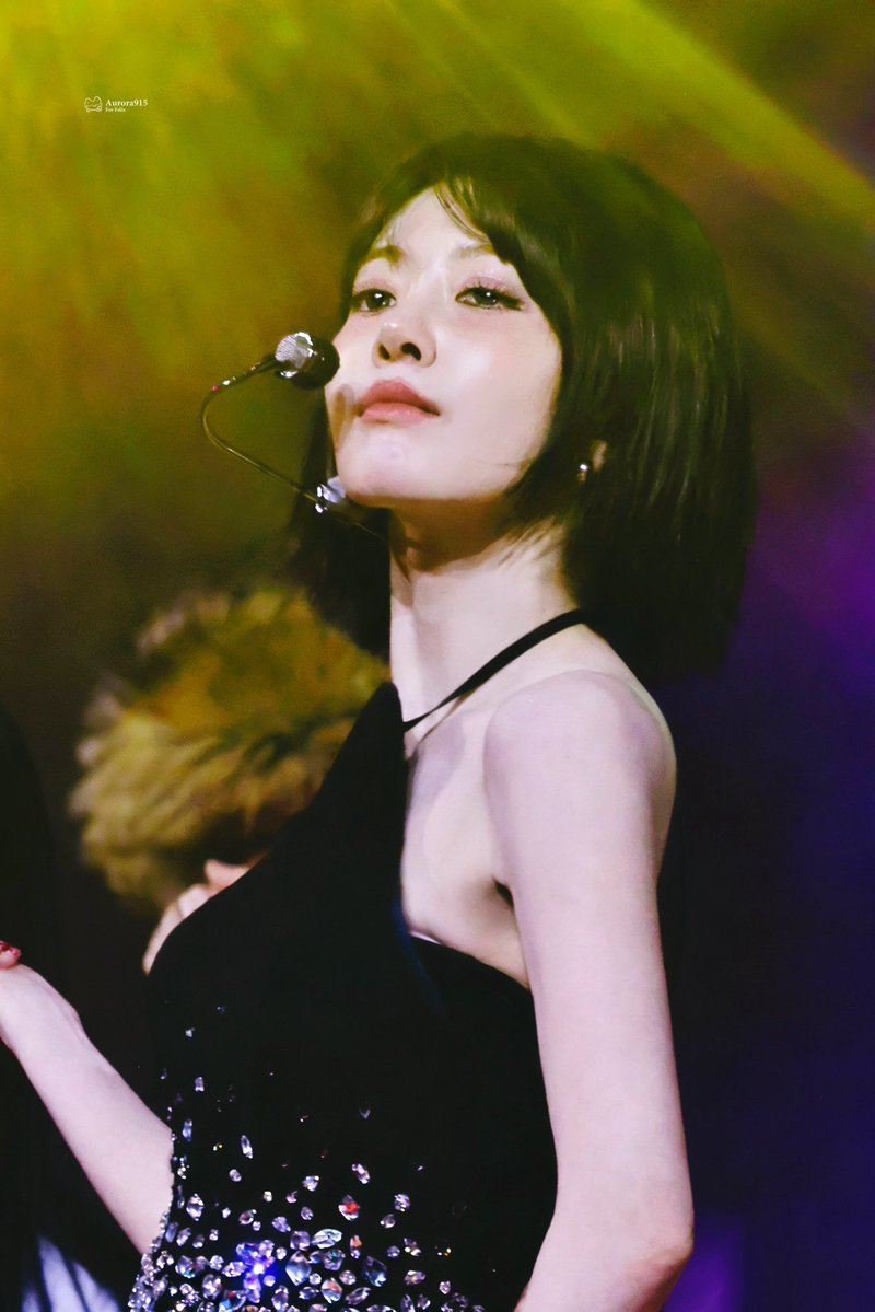 Aurora915 tweet media