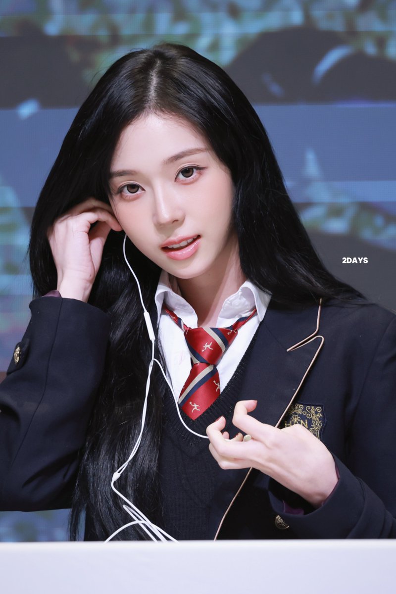 𝟐 𝒅𝒂𝒚𝒔 tweet media