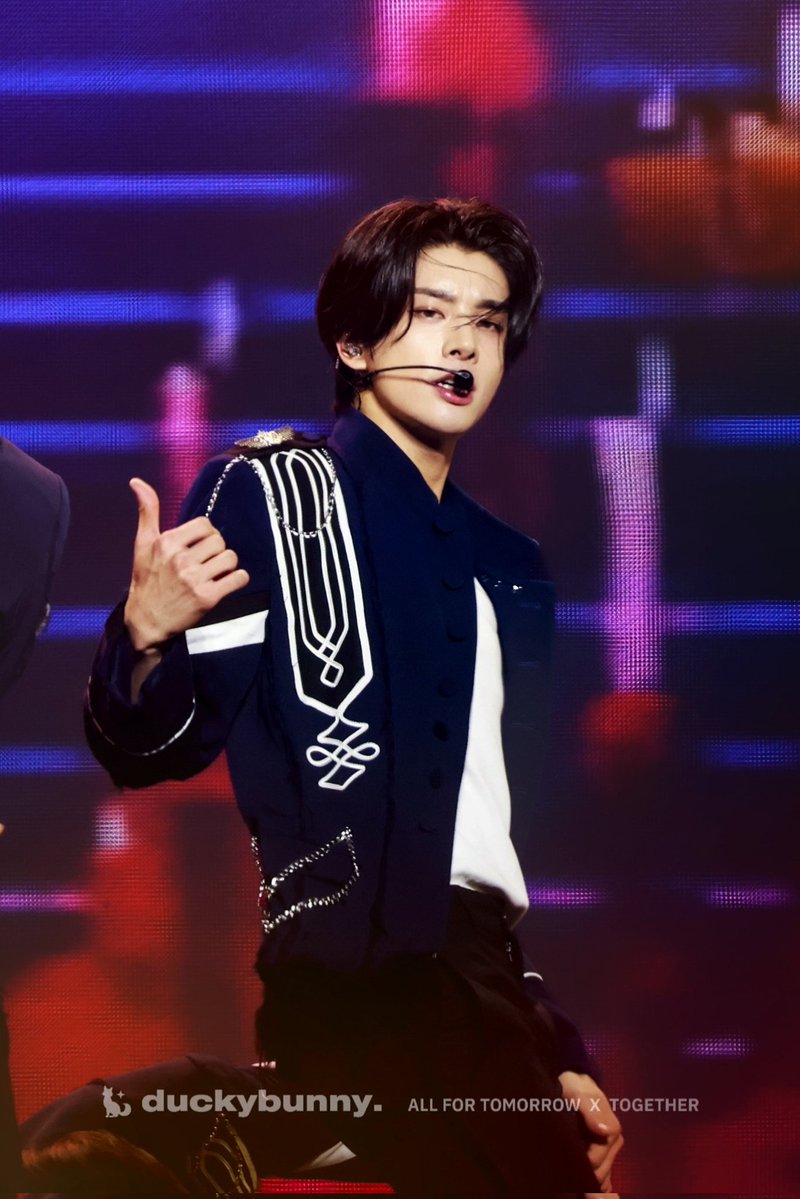 duckybunny. tweet media