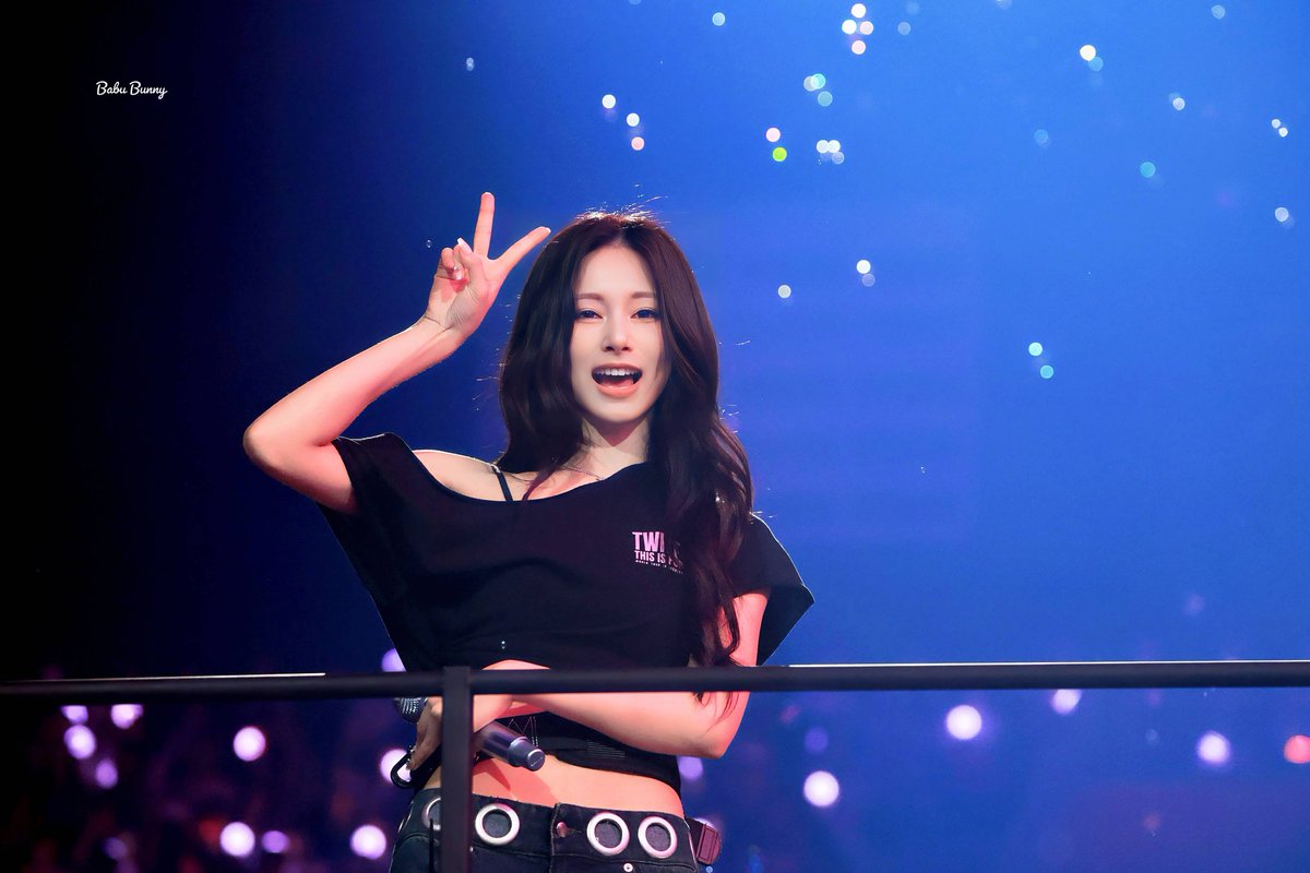 Baby Bunny tweet media